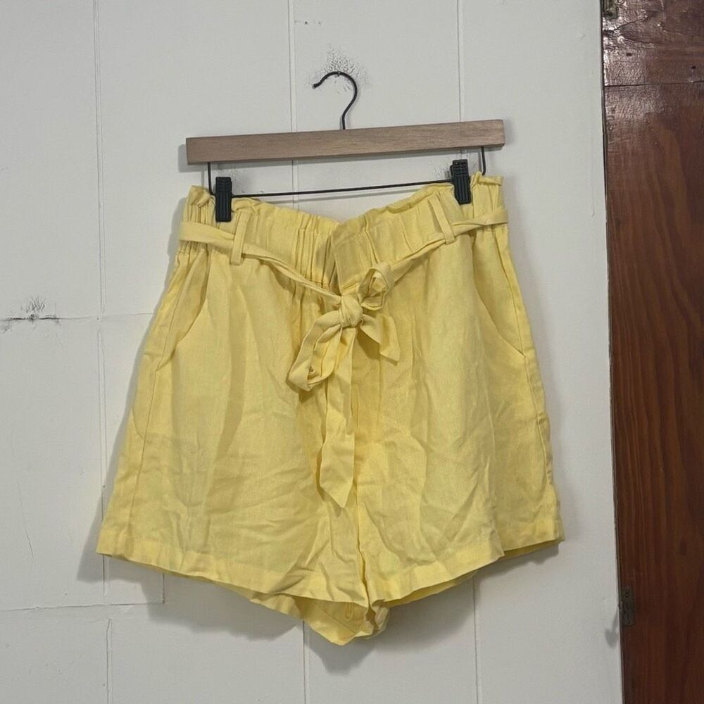 GB Gianni Bini Yellow Paper Bag Linen‎ Shorts NWT Size XL